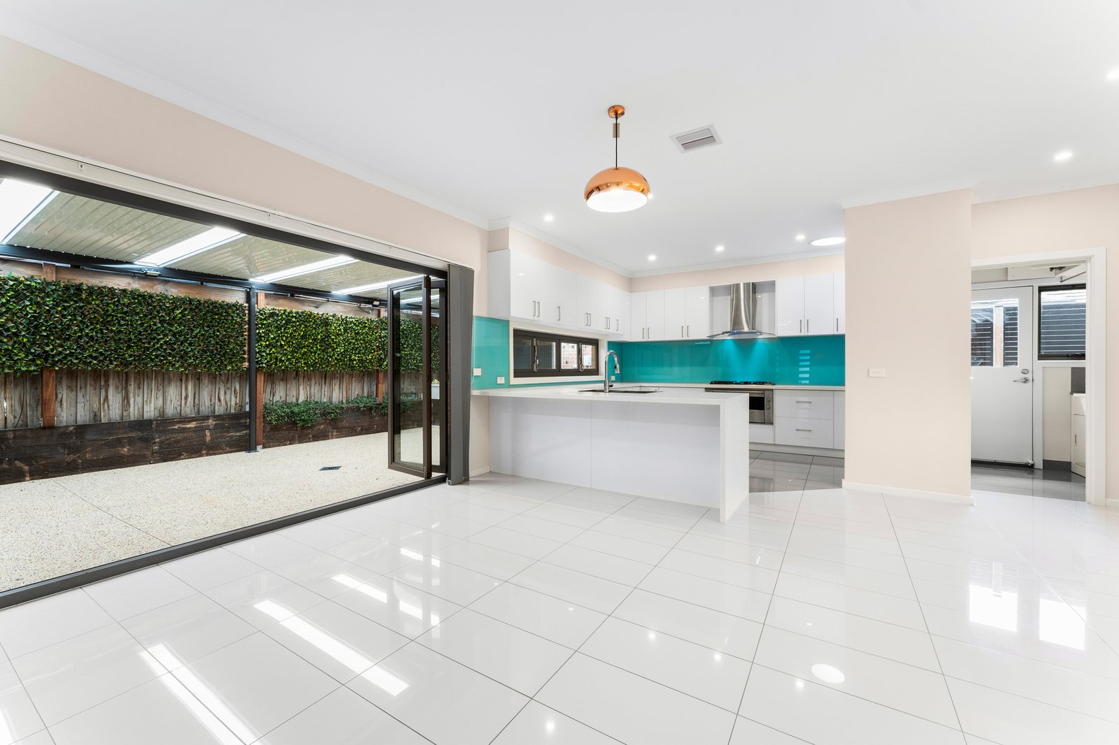 Gallery: 46B Gilarth Street