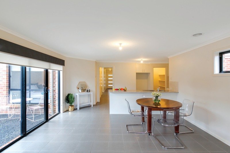 Gallery: 4/6b Pisgah Street