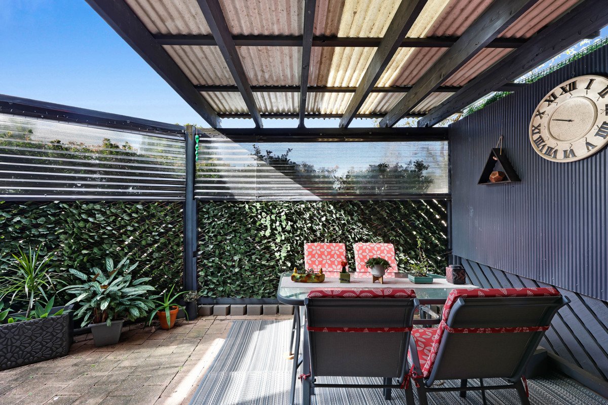 4/7-13 Parkridge Drive Molendinar 7