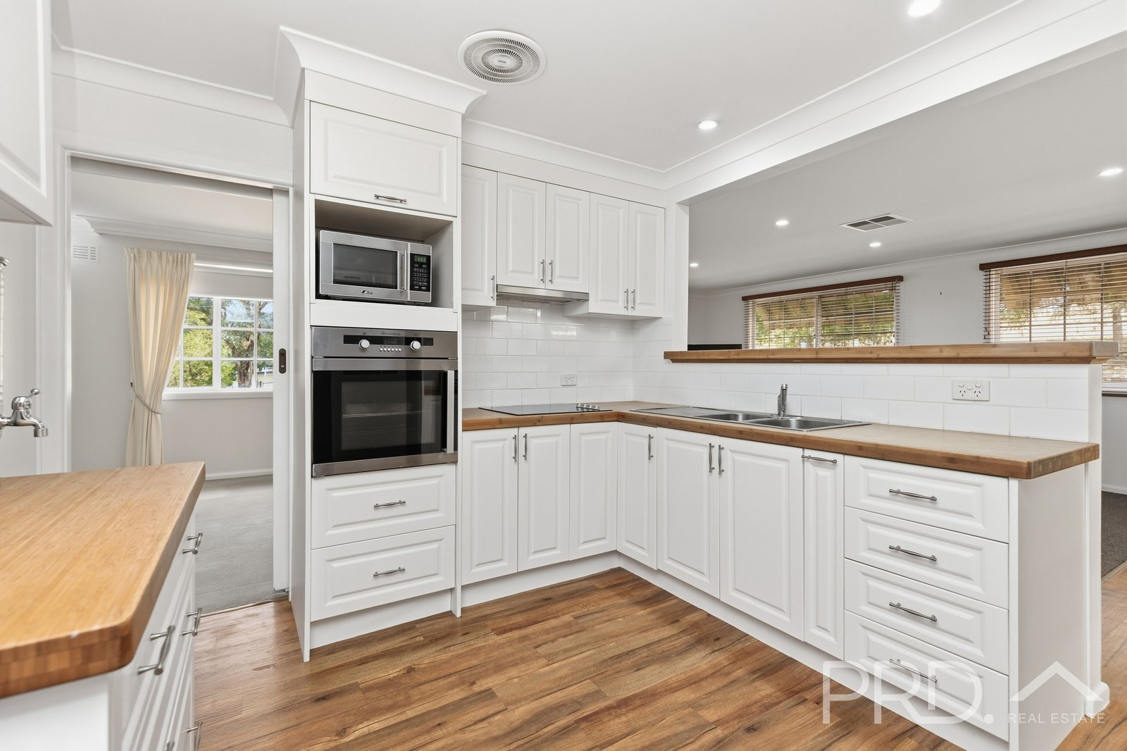47-49 Gundagai Street ADELONG 7