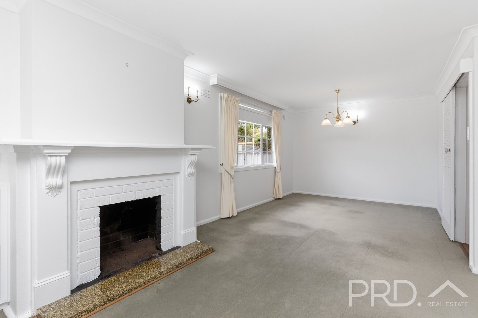 47-49 Gundagai Street ADELONG 10