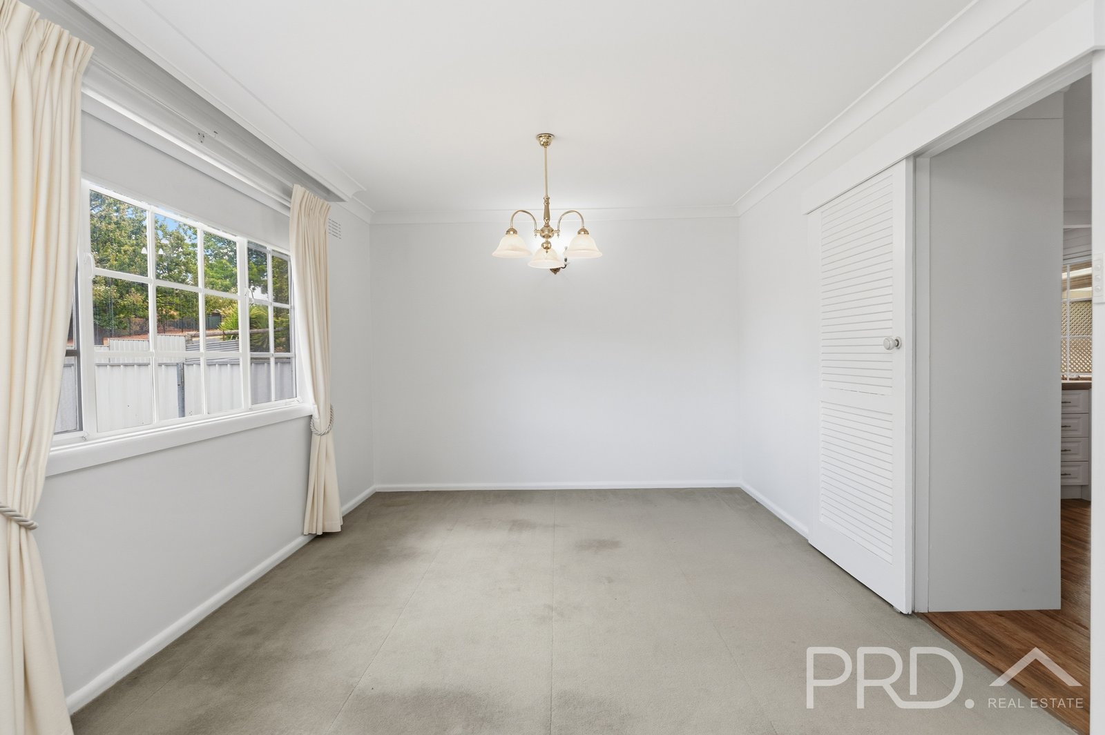 47-49 Gundagai Street ADELONG 11
