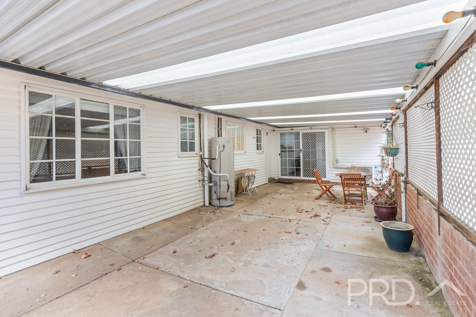 47-49 Gundagai Street ADELONG 19