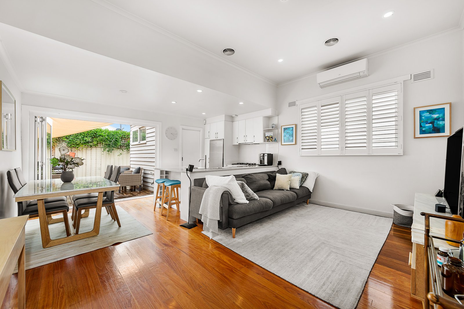 Gallery: 47 Alfred Street