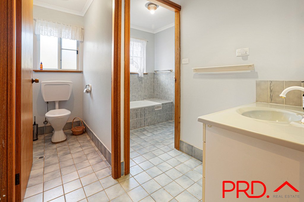 47 Amaroo Road TAMWORTH 7