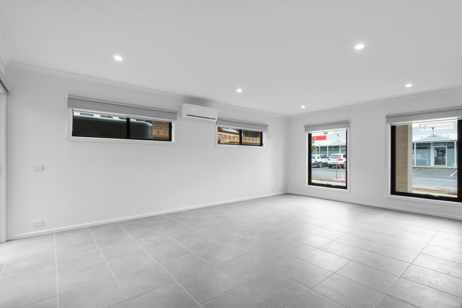 Gallery: 47 Anzac Avenue