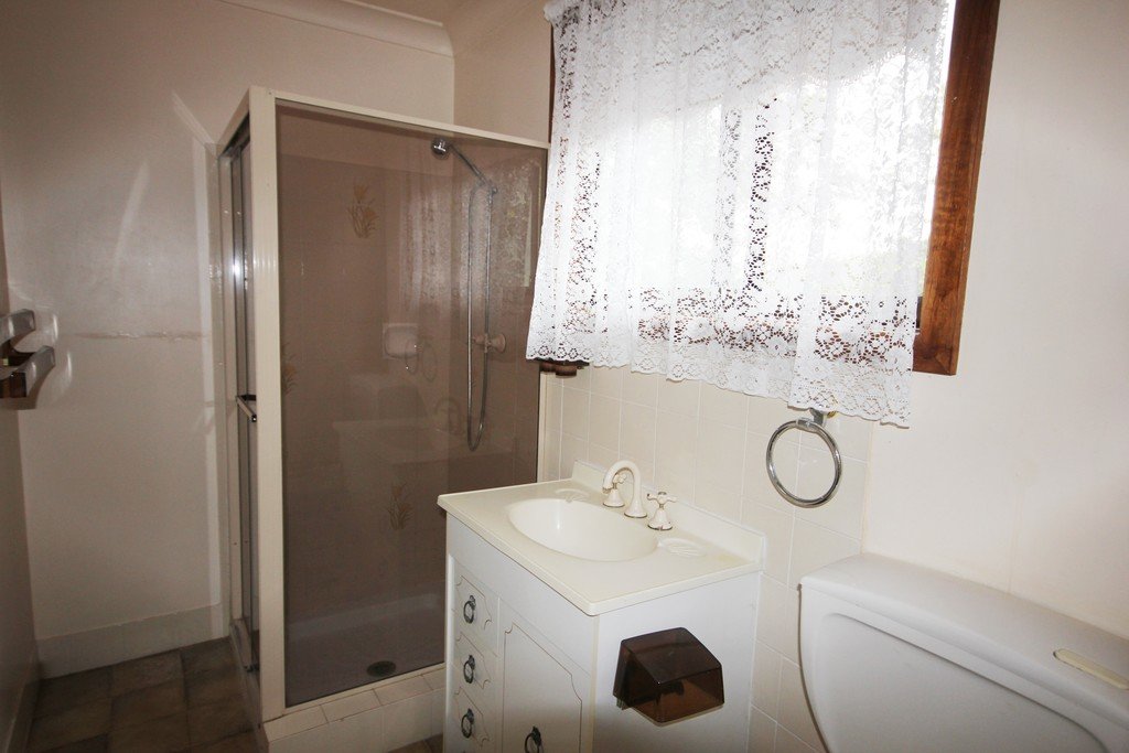 47 Bay Rd  OATLEY 9