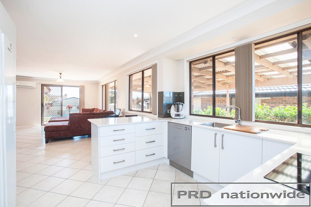 47 Bowden Street HEDDON GRETA 15