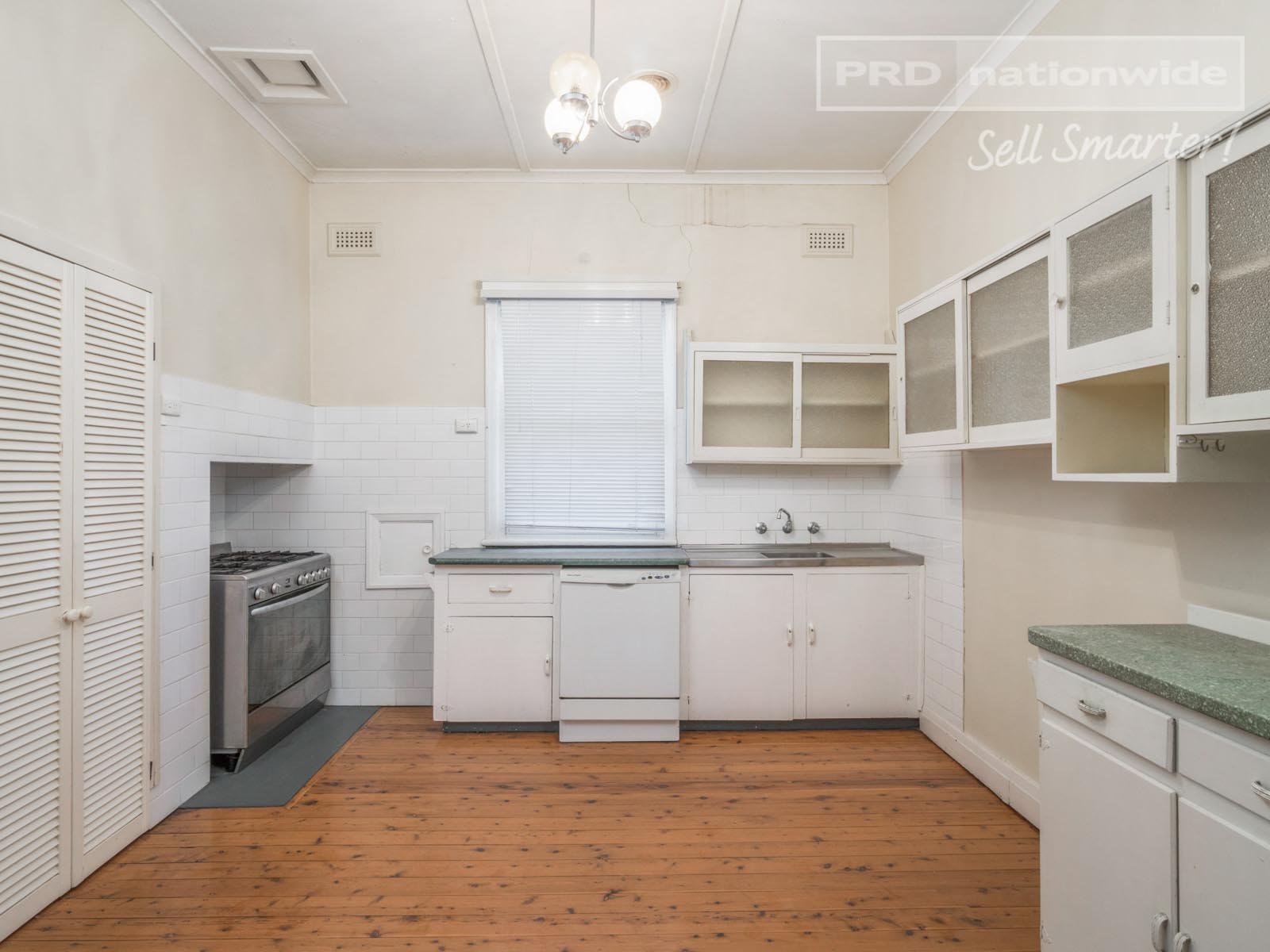 47 Brookong Avenue WAGGA WAGGA 4