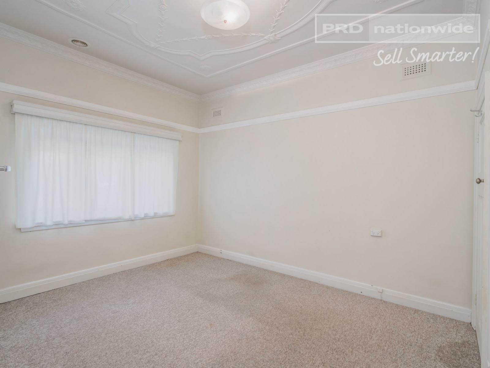 47 Brookong Avenue WAGGA WAGGA 7