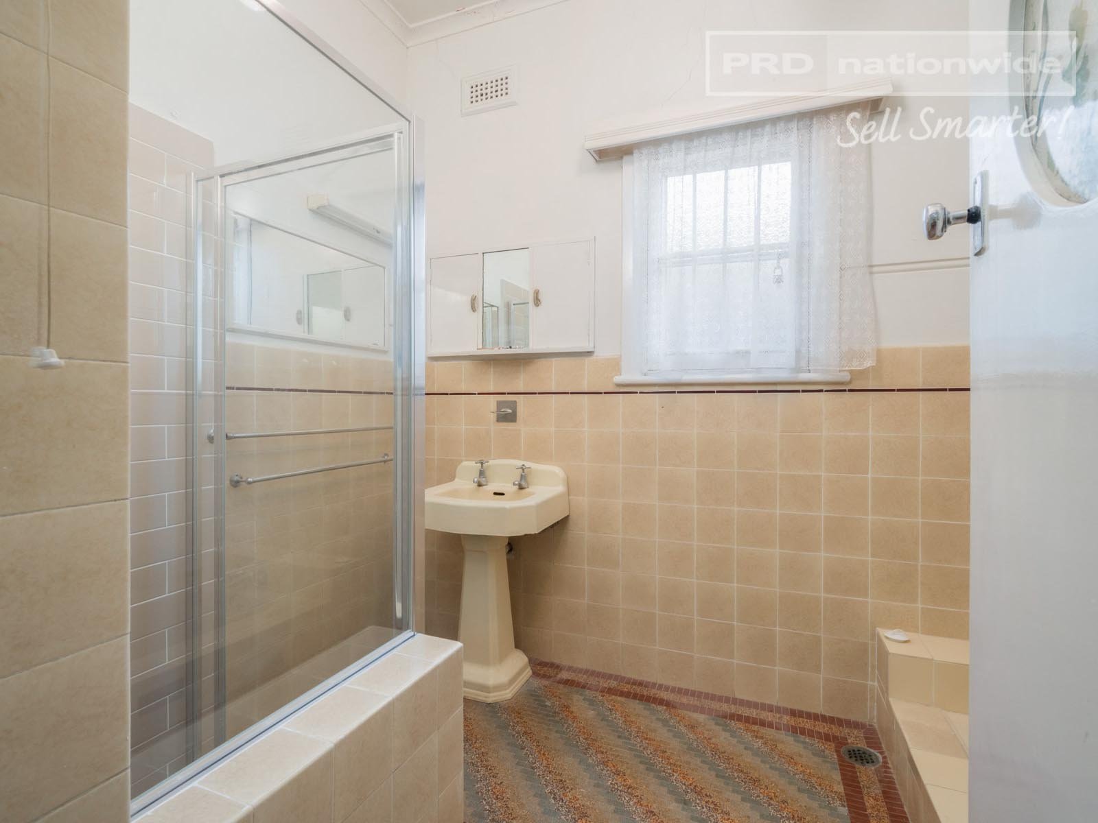 47 Brookong Avenue WAGGA WAGGA 8