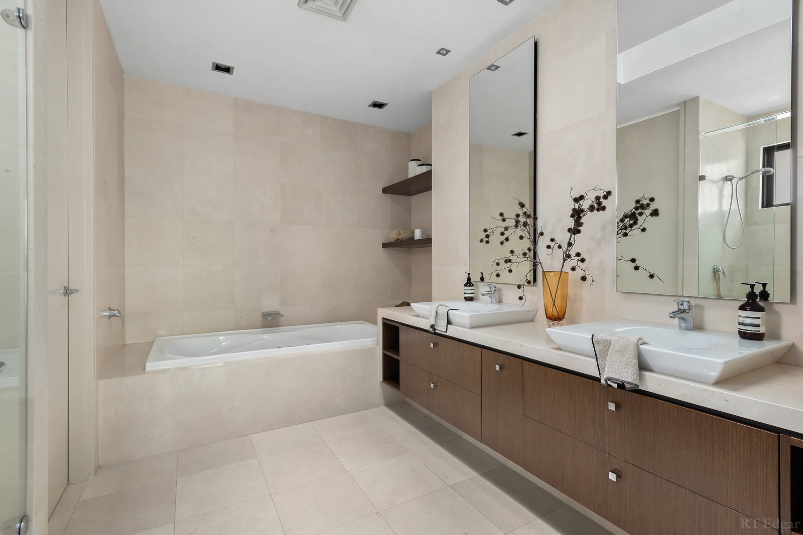 Real Estate and Property in 47 Bruce Street, Toorak, VIC