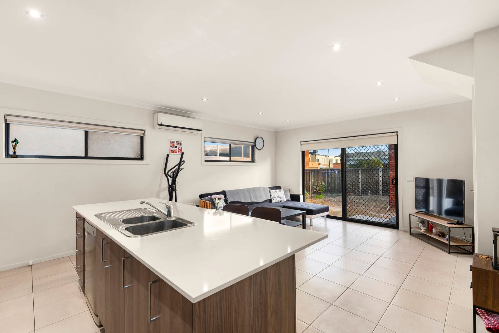 Real Estate and Property in 47 Brunswick Crescent, Craigieburn, VIC