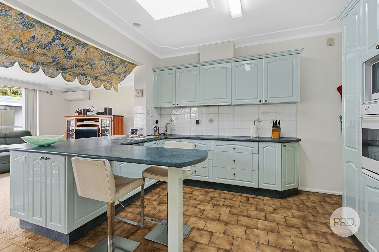 47 Caledonia Crescent PEAKHURST 8