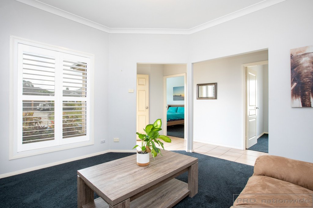 47 Canterbury Drive RAWORTH 2