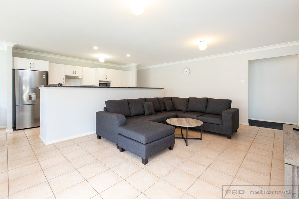 47 Canterbury Drive RAWORTH 4