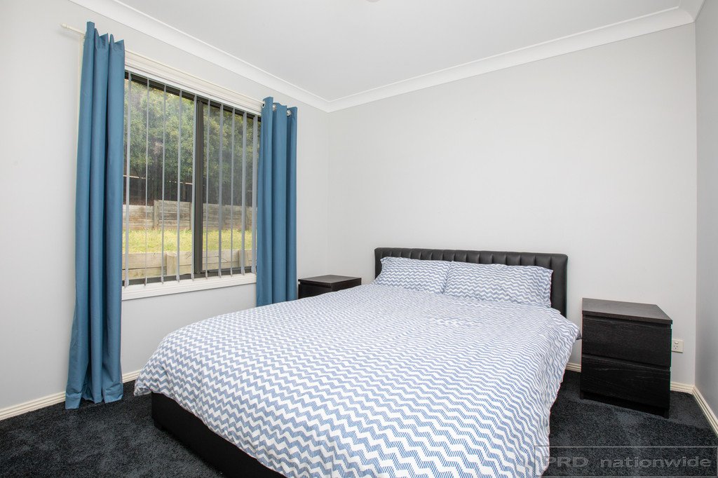 47 Canterbury Drive RAWORTH 10