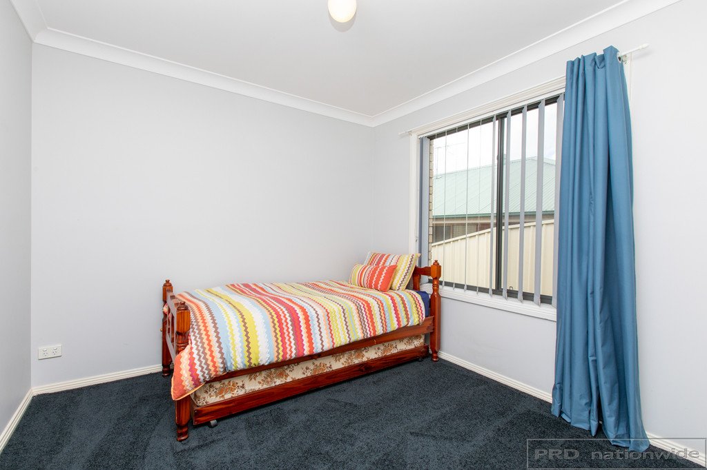 47 Canterbury Drive RAWORTH 11