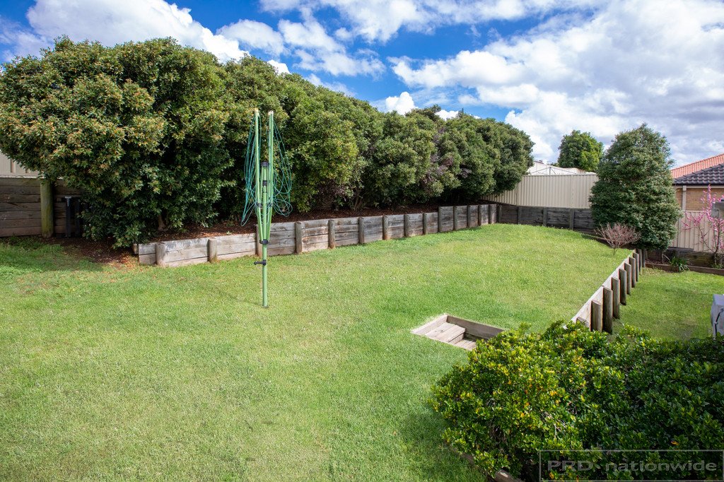47 Canterbury Drive RAWORTH 16
