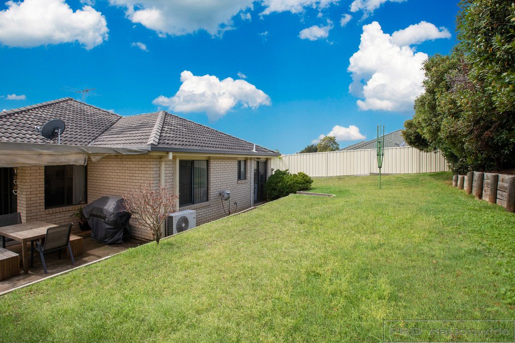 47 Canterbury Drive RAWORTH 17