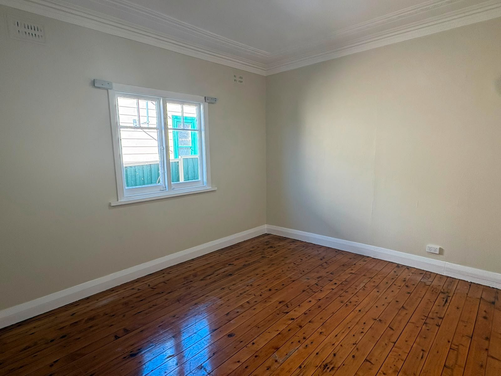 47 Chapel St  ROSELANDS 4