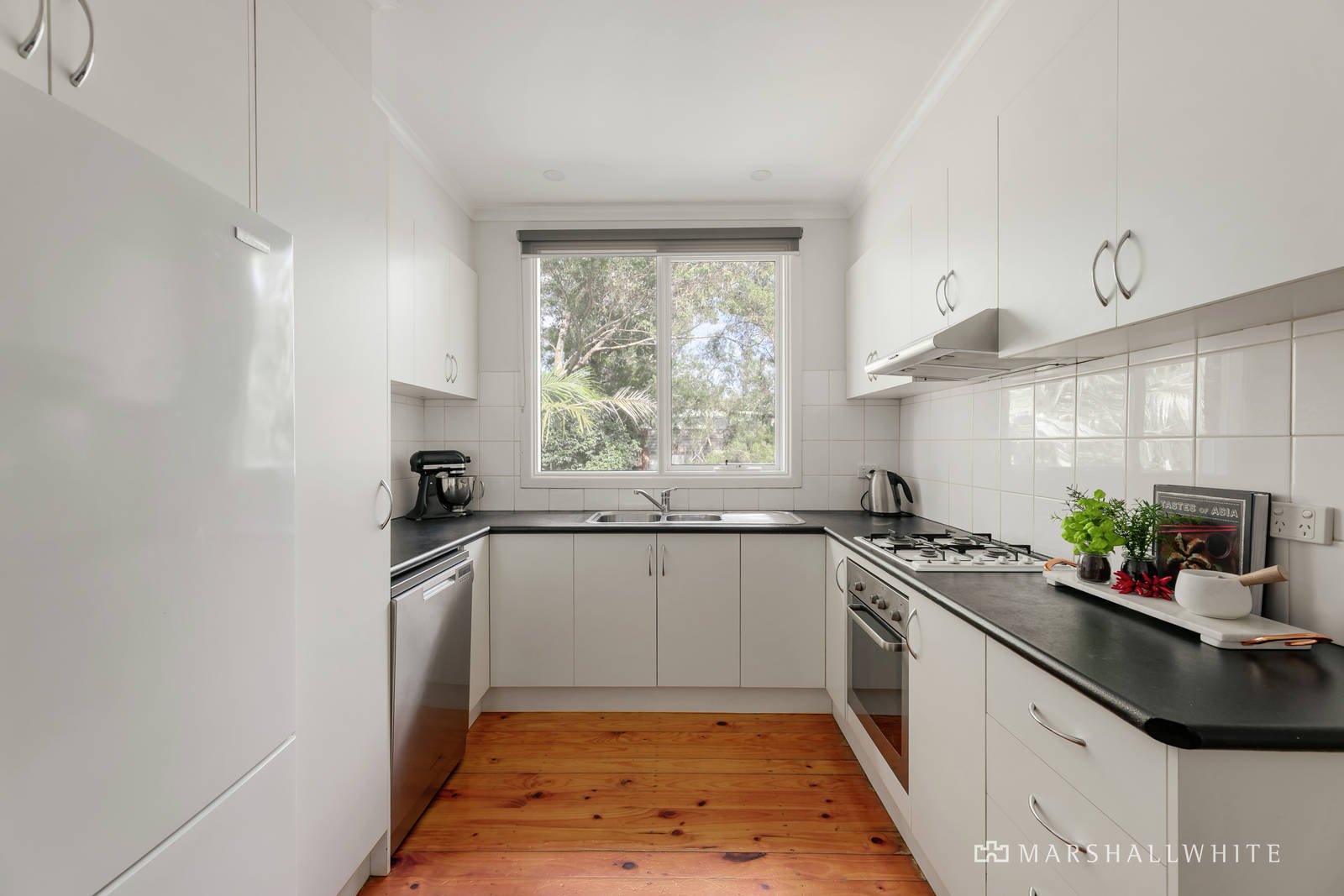 4/7 Churchill Street, Kew, VIC