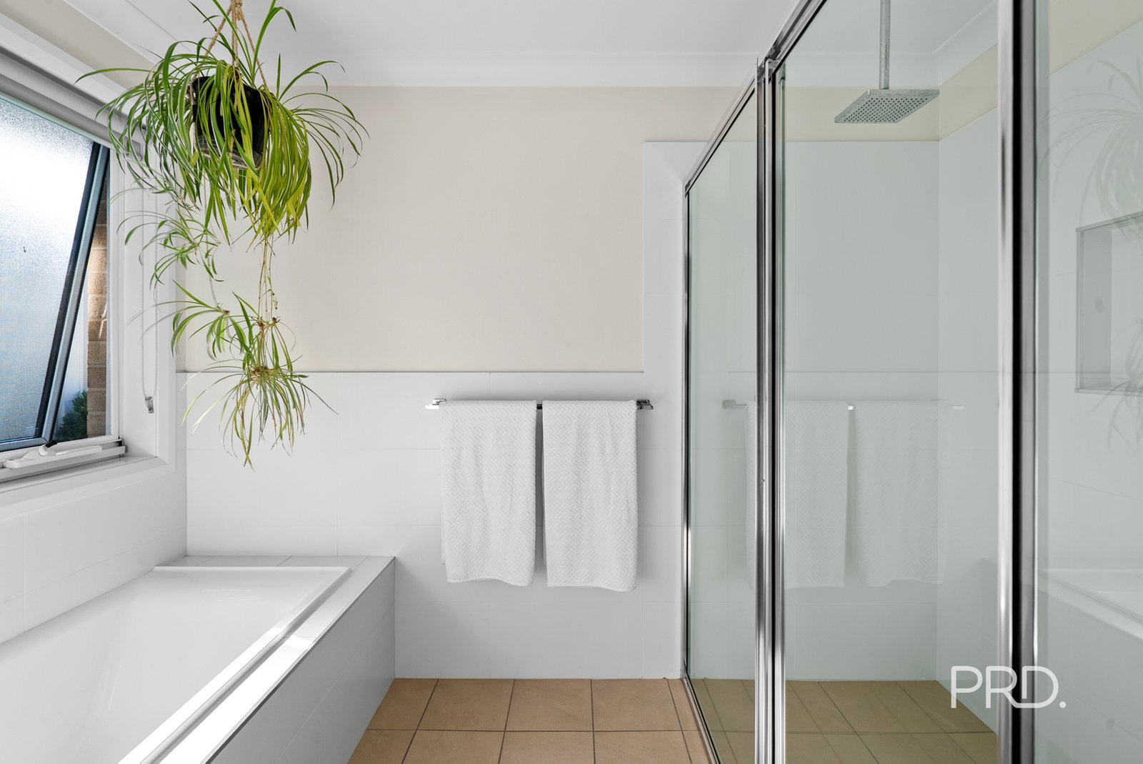 47 Clifton Street BOURKELANDS 15