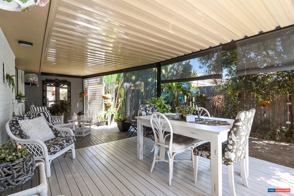 4/7 Cotinga Crescent BURLEIGH WATERS 9