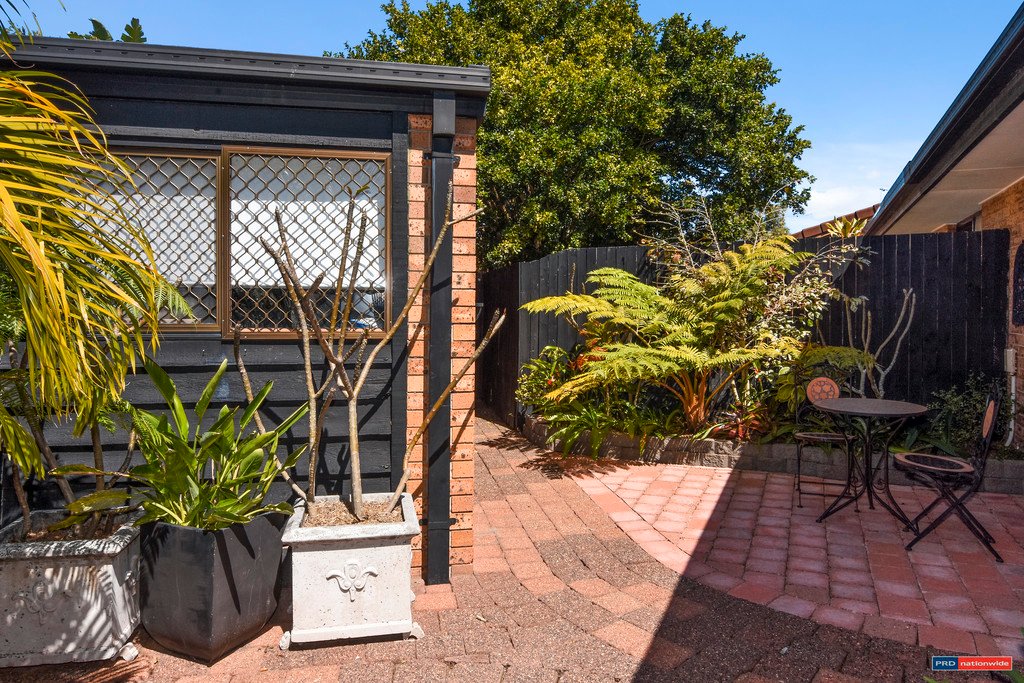 4/7 Cotinga Crescent BURLEIGH WATERS 11