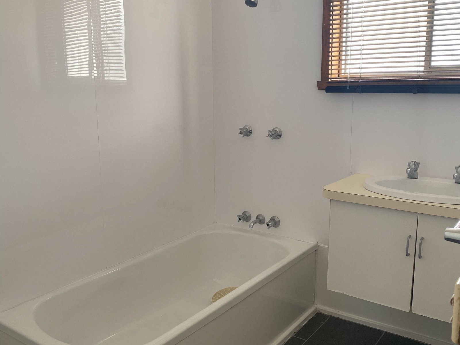 47 Eddington Street BRIDGEWATER 7