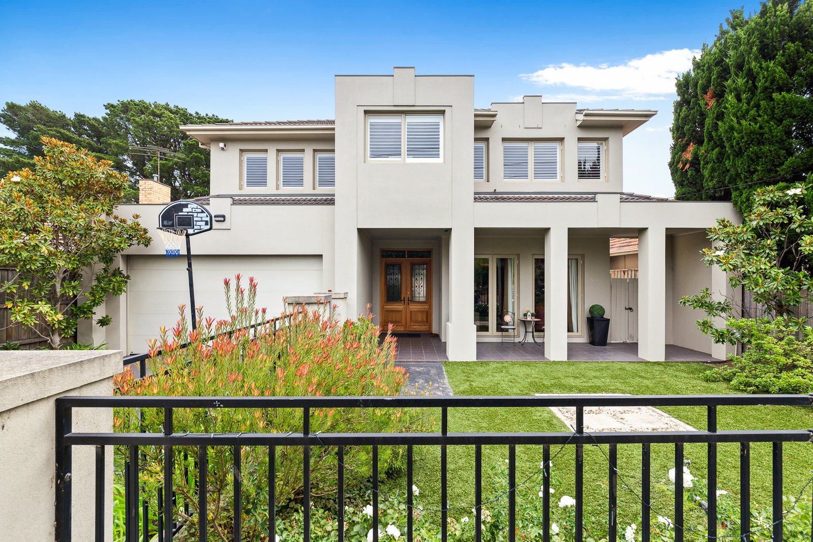 Gallery: 47 Glencairn Avenue