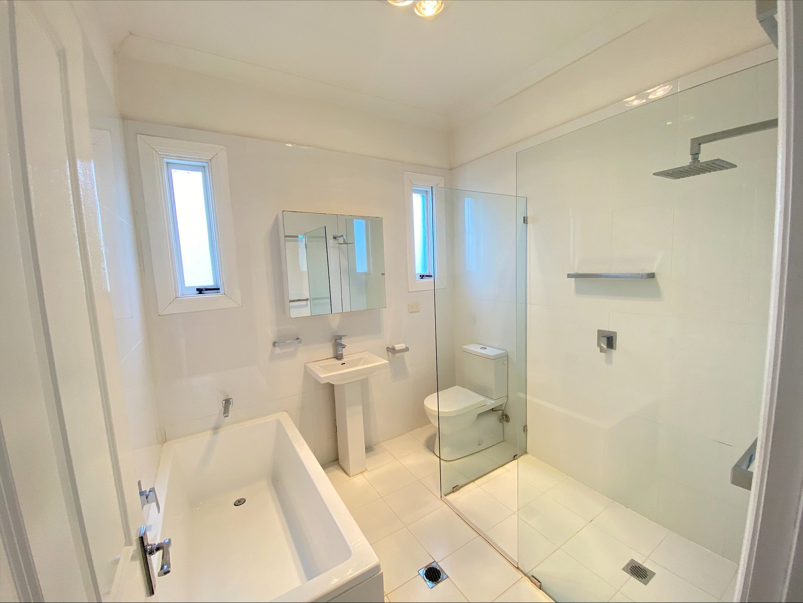 47 Griffin Avenue TAMWORTH 7