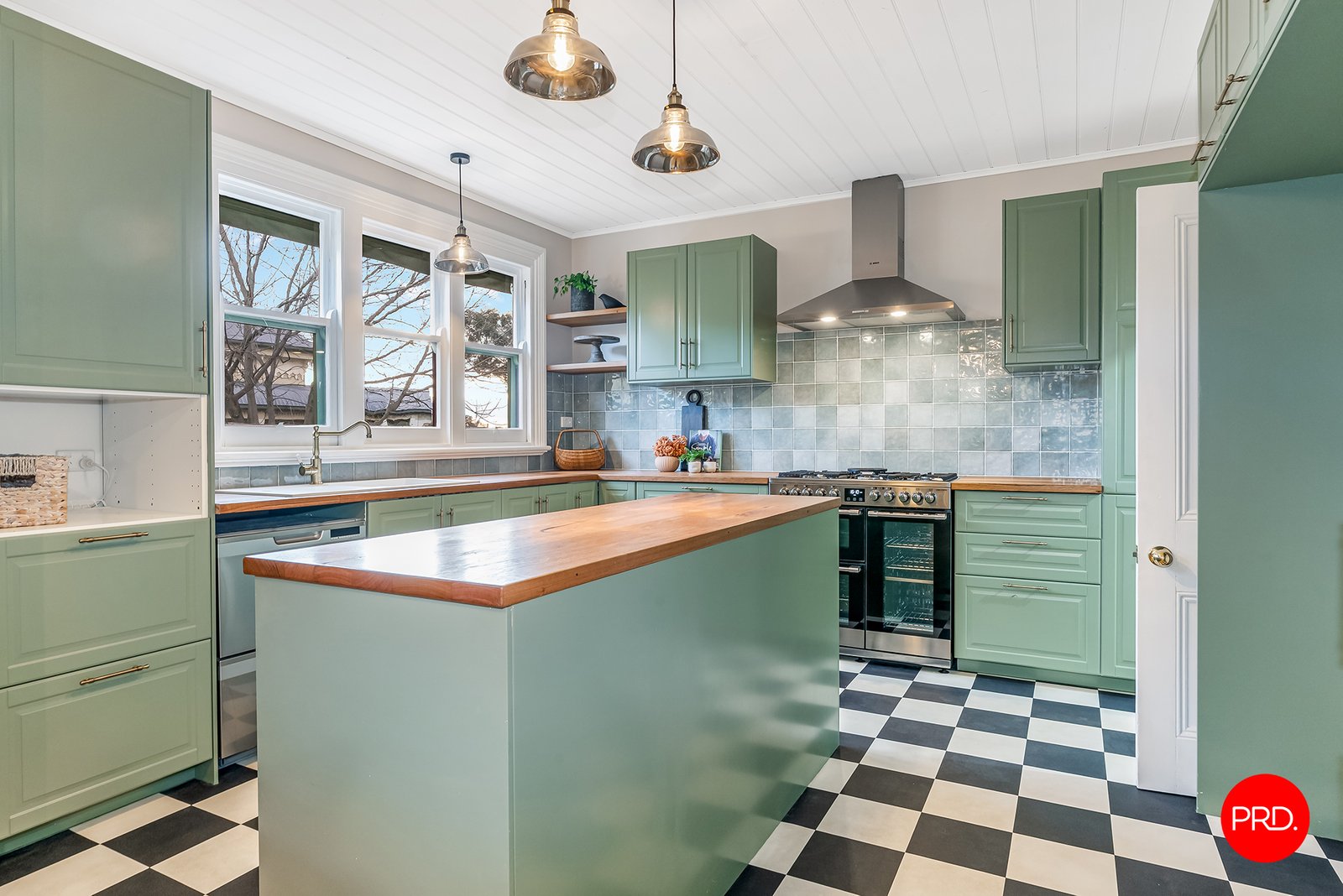 47 Hamlet Street QUARRY HILL 8