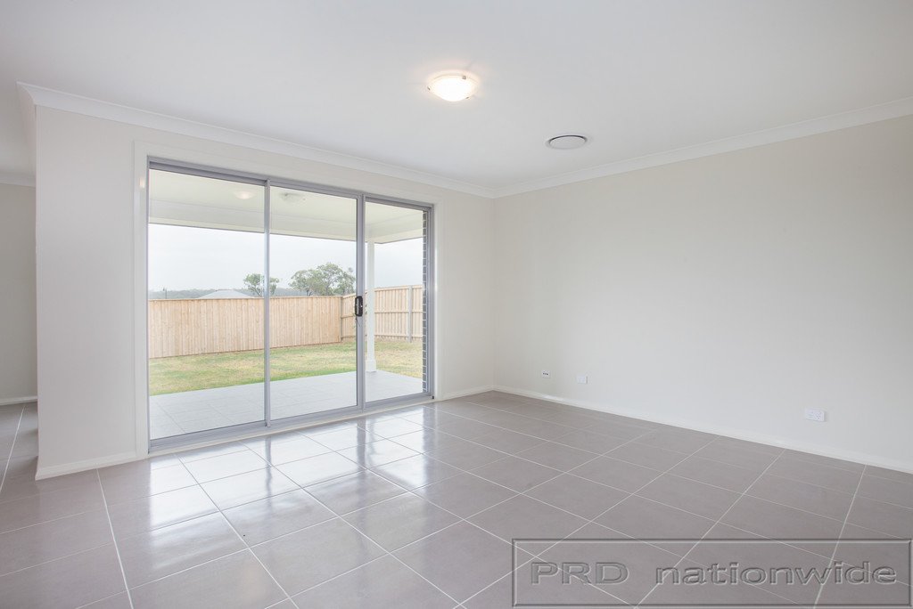 47 Harvest Boulevard CHISHOLM 8