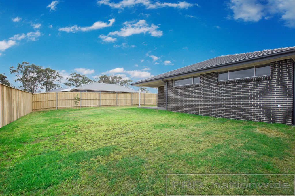 47 Harvest Boulevard CHISHOLM 19