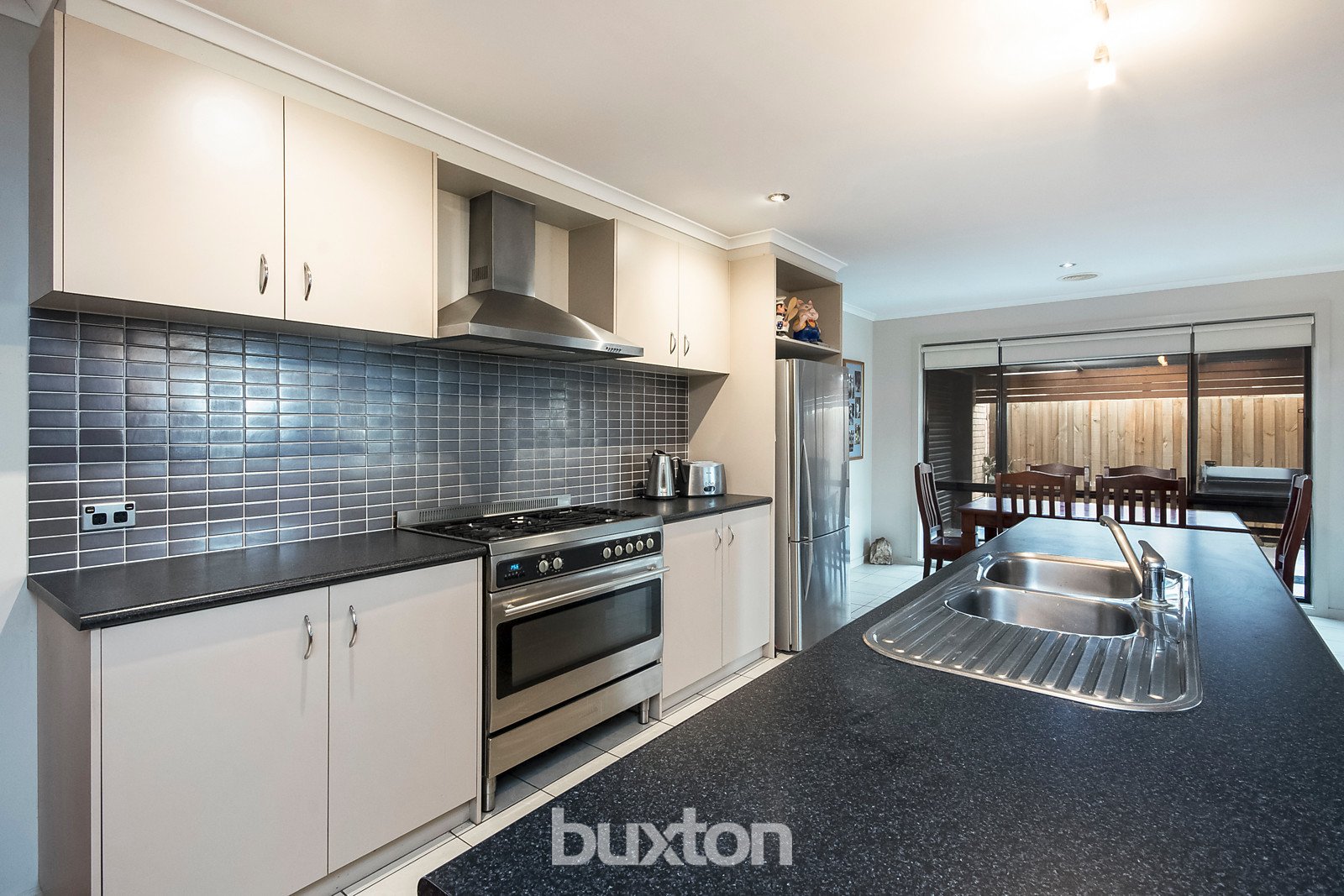 Gallery: 47 Haugh Street