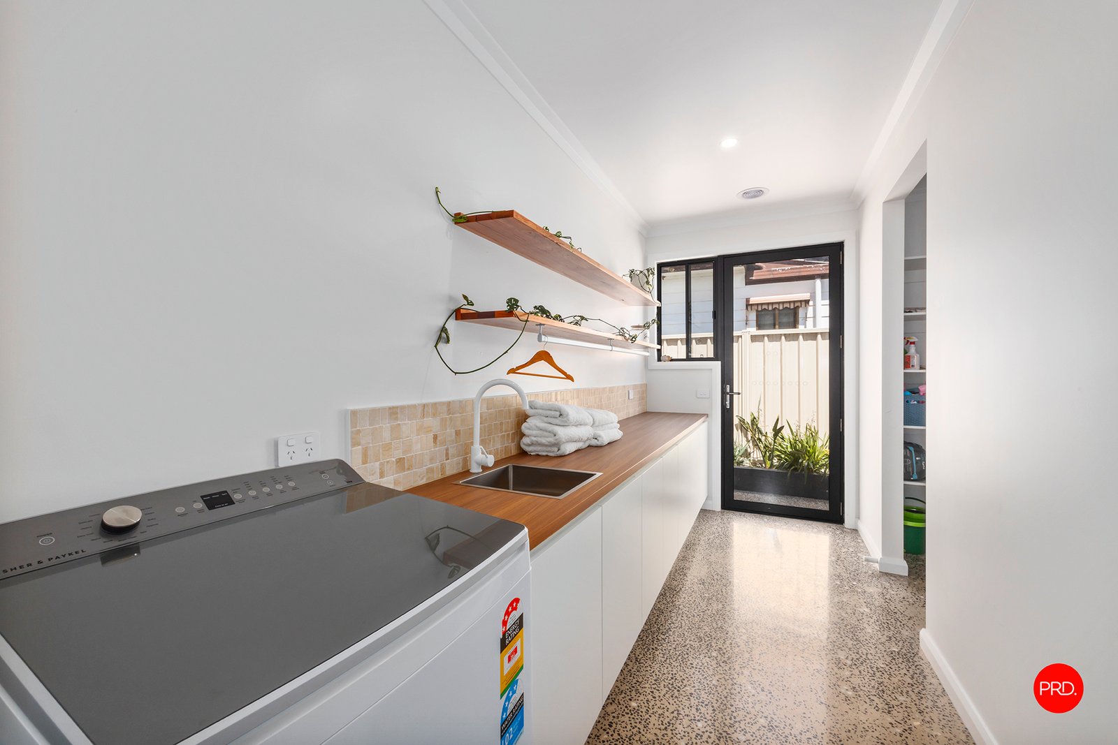 47 High Street MARONG 21