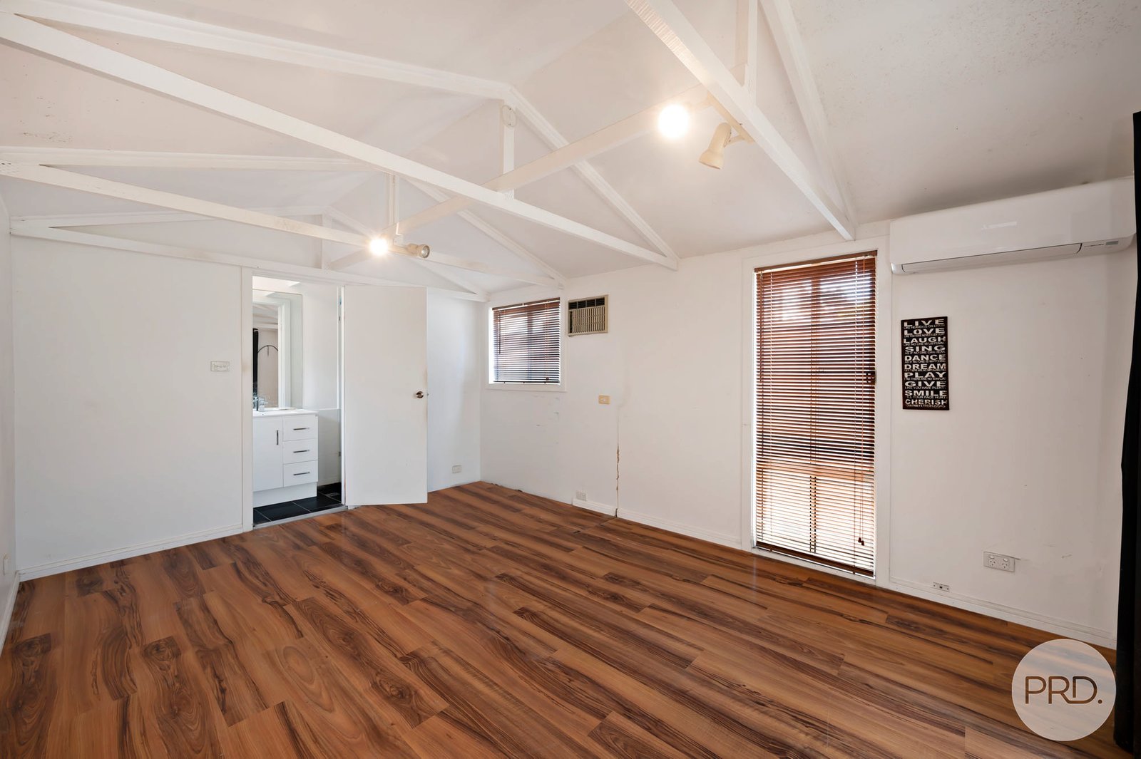 47 James Paterson Street ANNA BAY 11