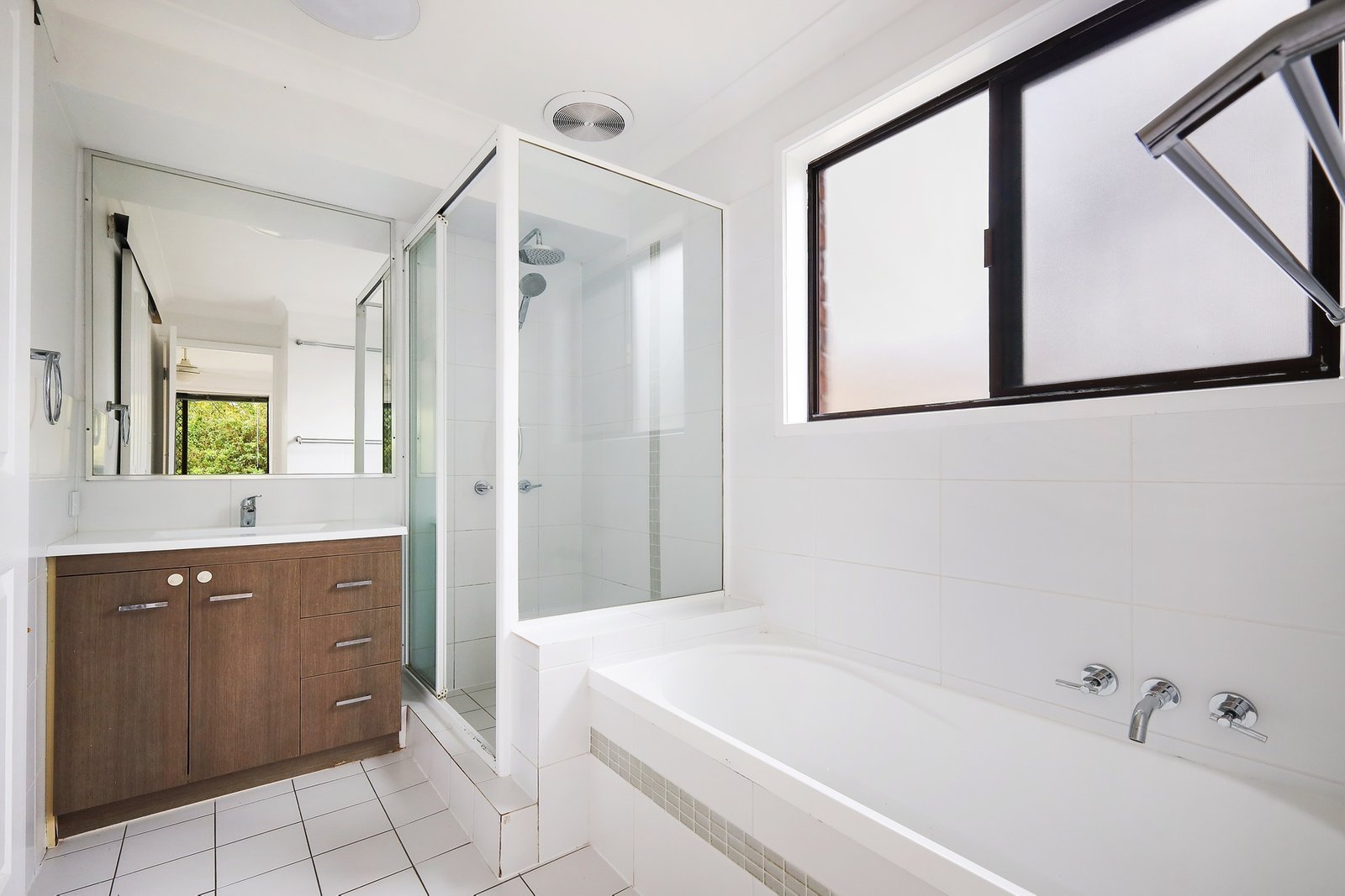 47 Kallaroo Crescent ASHMORE 8
