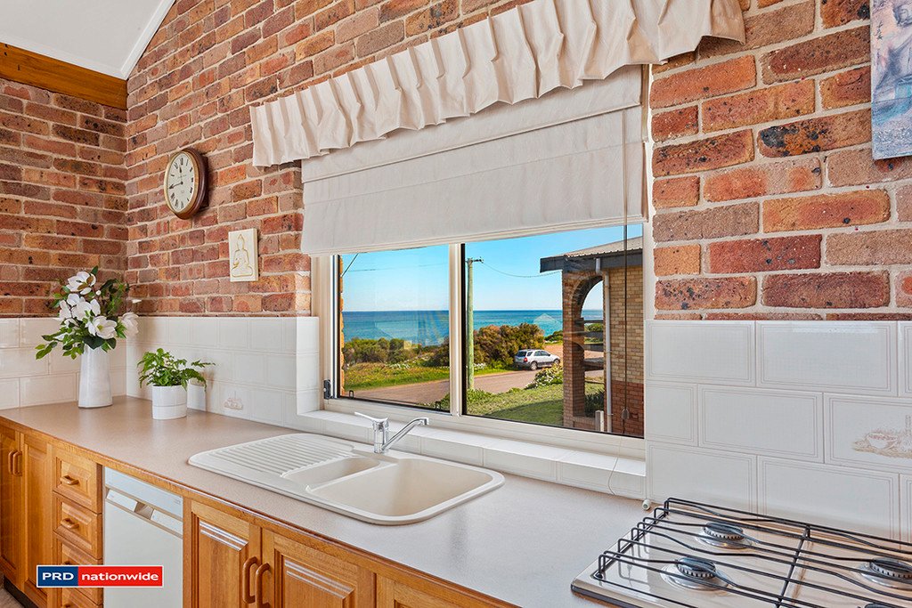 47 Kingsley Drive BOAT HARBOUR 8