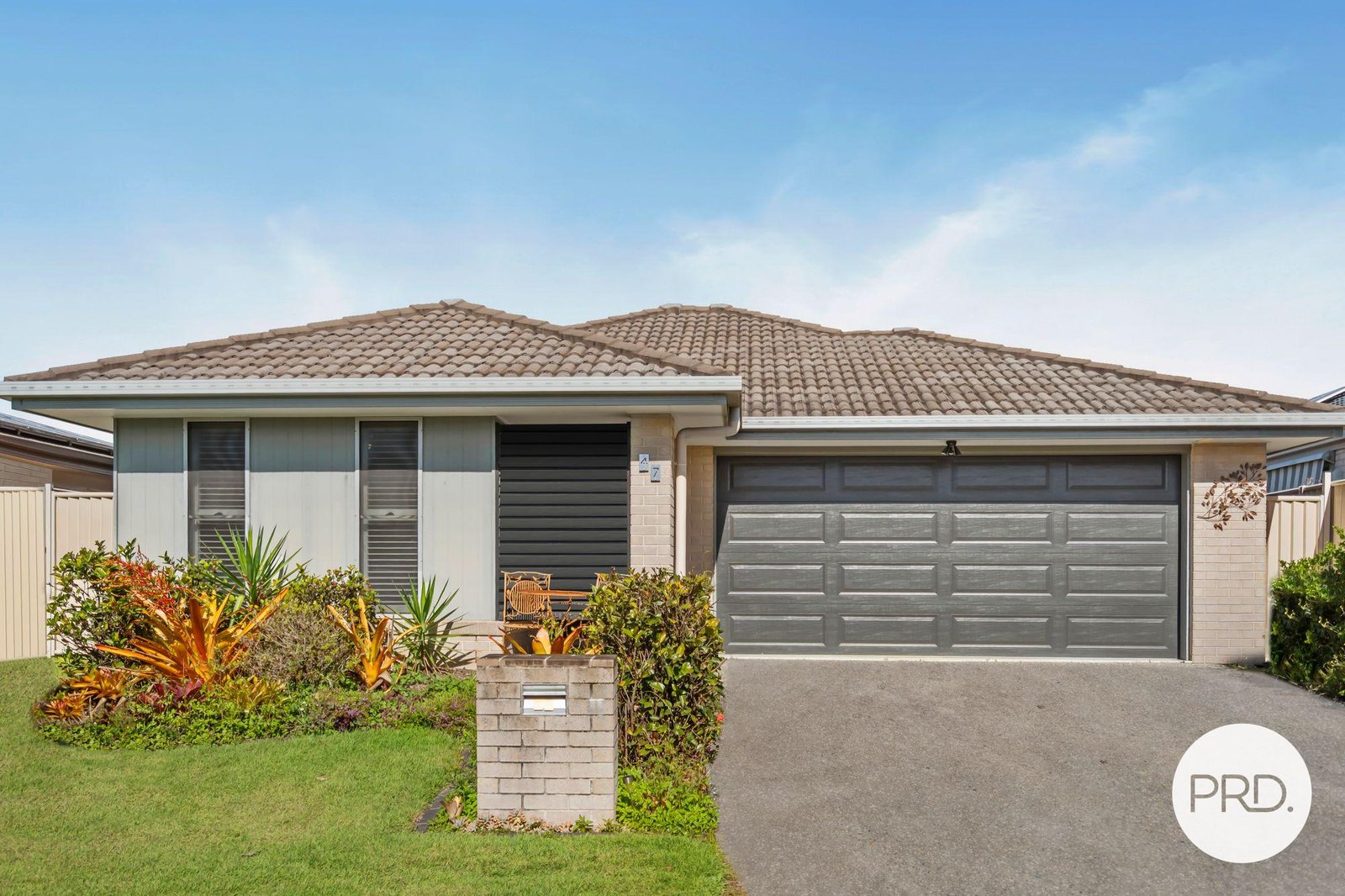 47 LANCASTER Circuit REDLAND BAY 11