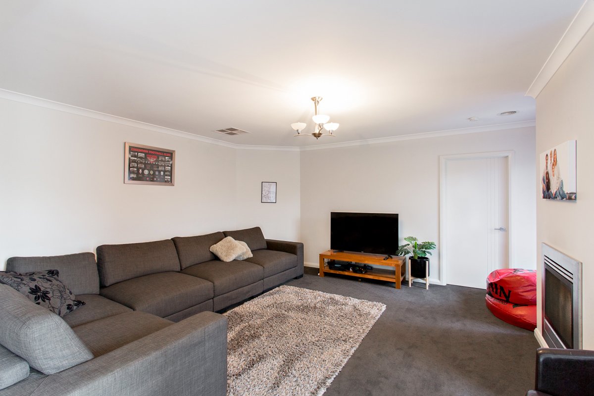 Gallery: 47 Lawrie Drive