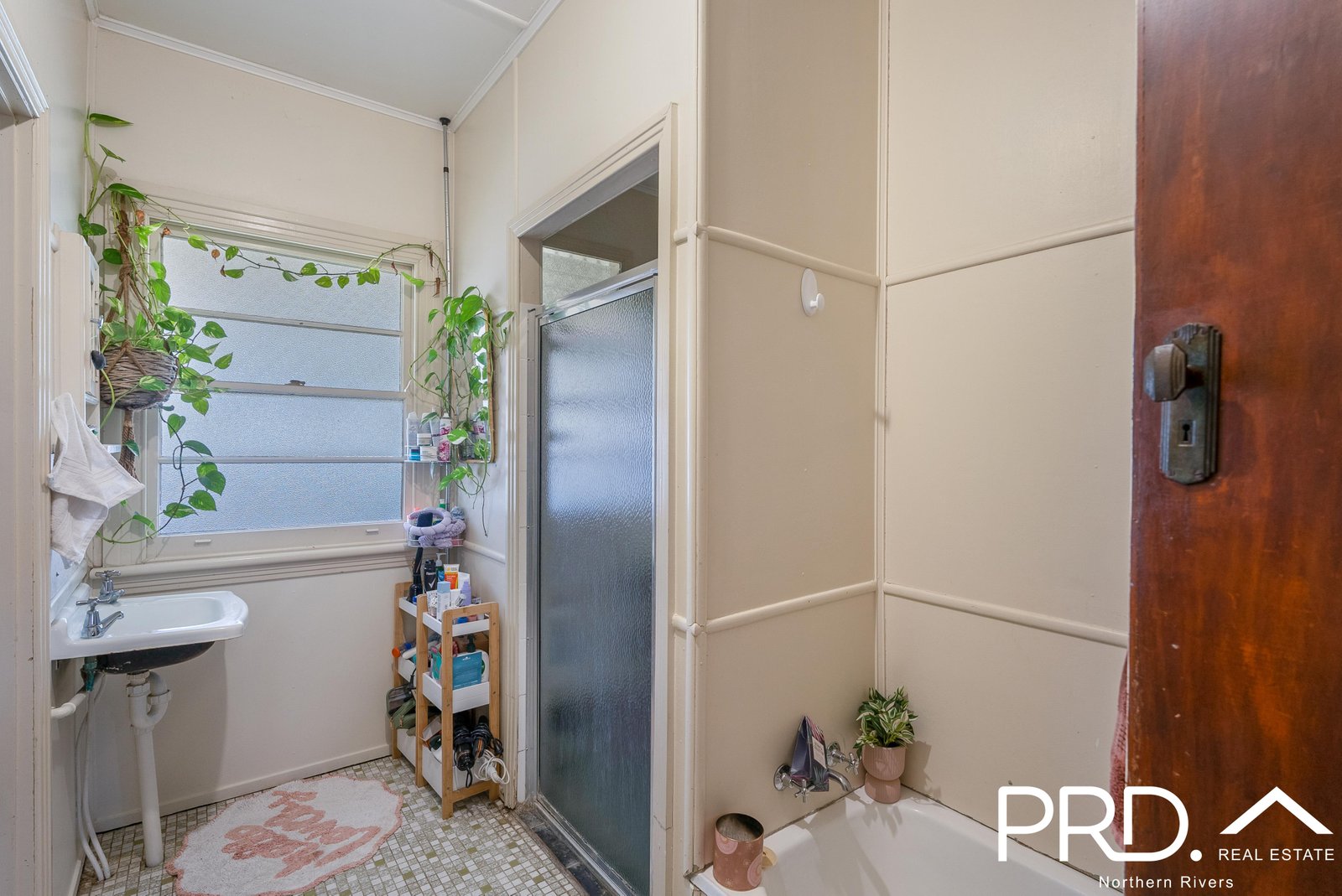 47 Lennox Street CASINO 16