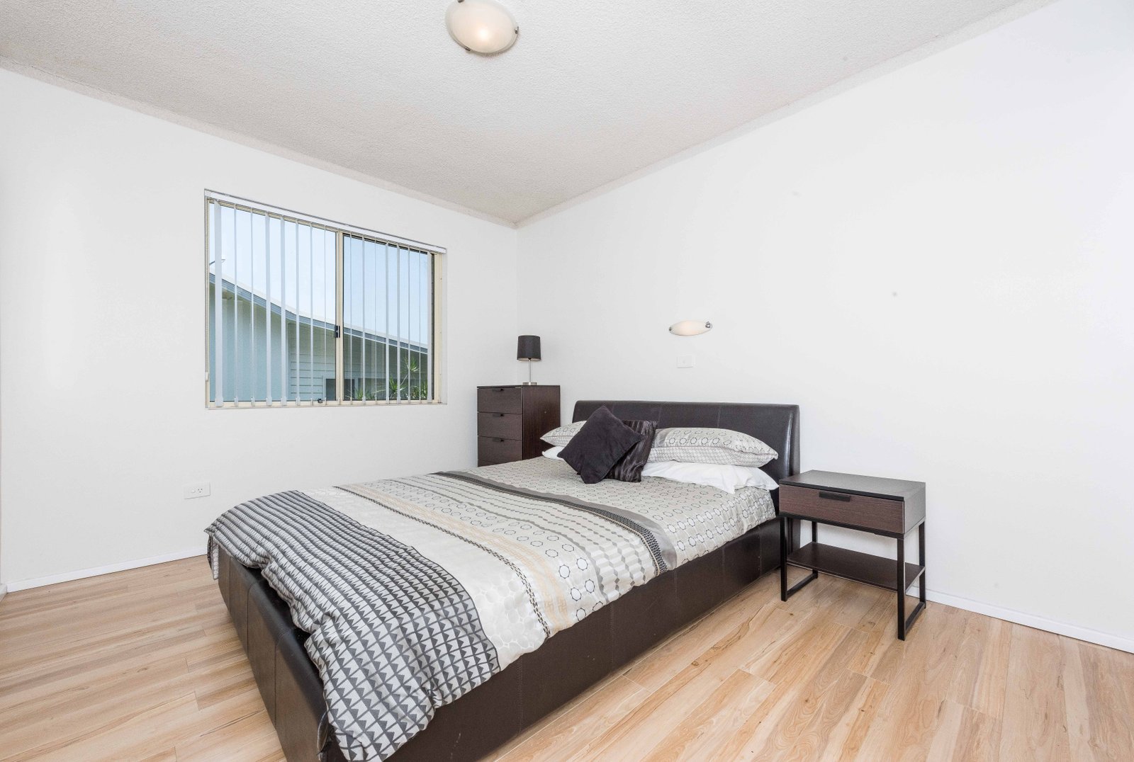 4/7 Lillian Street SHOAL BAY 10