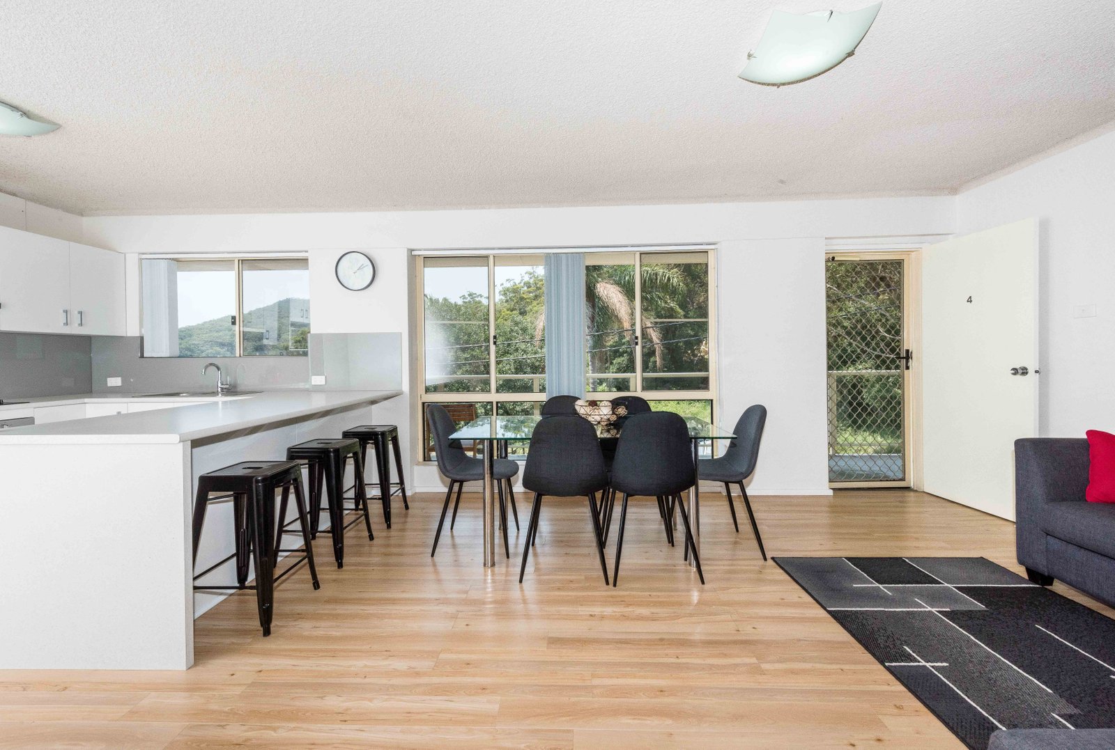 4/7 Lillian Street SHOAL BAY 14