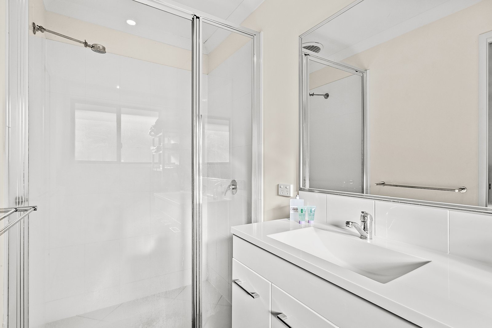 47 Macarthur Drive CANNONVALE 7