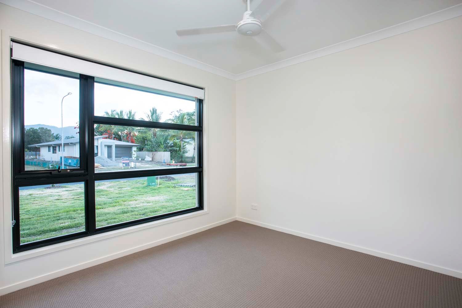 47 Macarthur Drive CANNONVALE 12