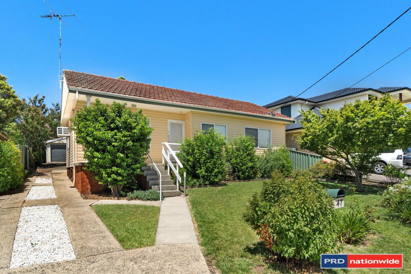 47 Malvern Street PANANIA 1