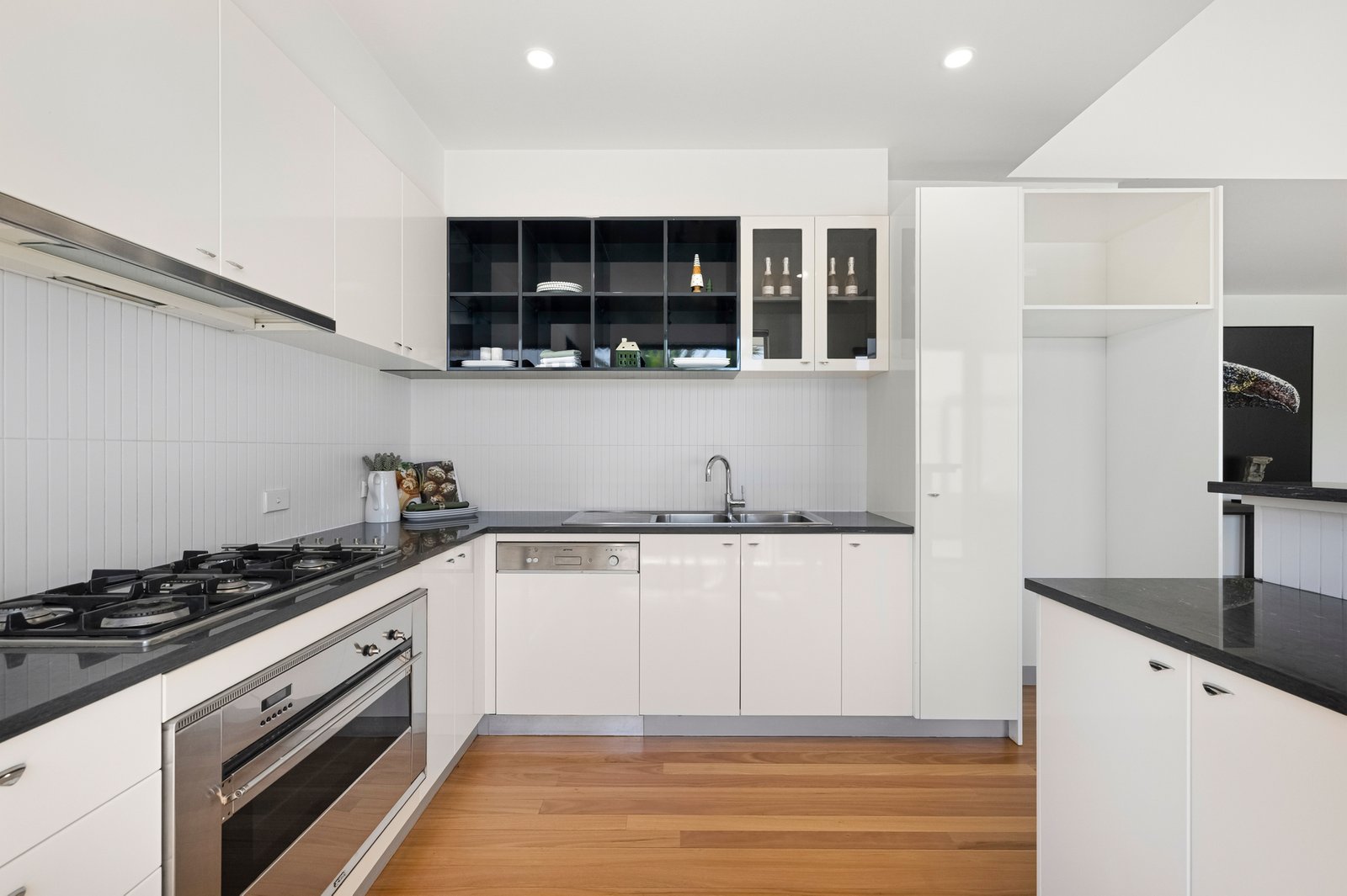 Gallery: 4/7 Marine Avenue
