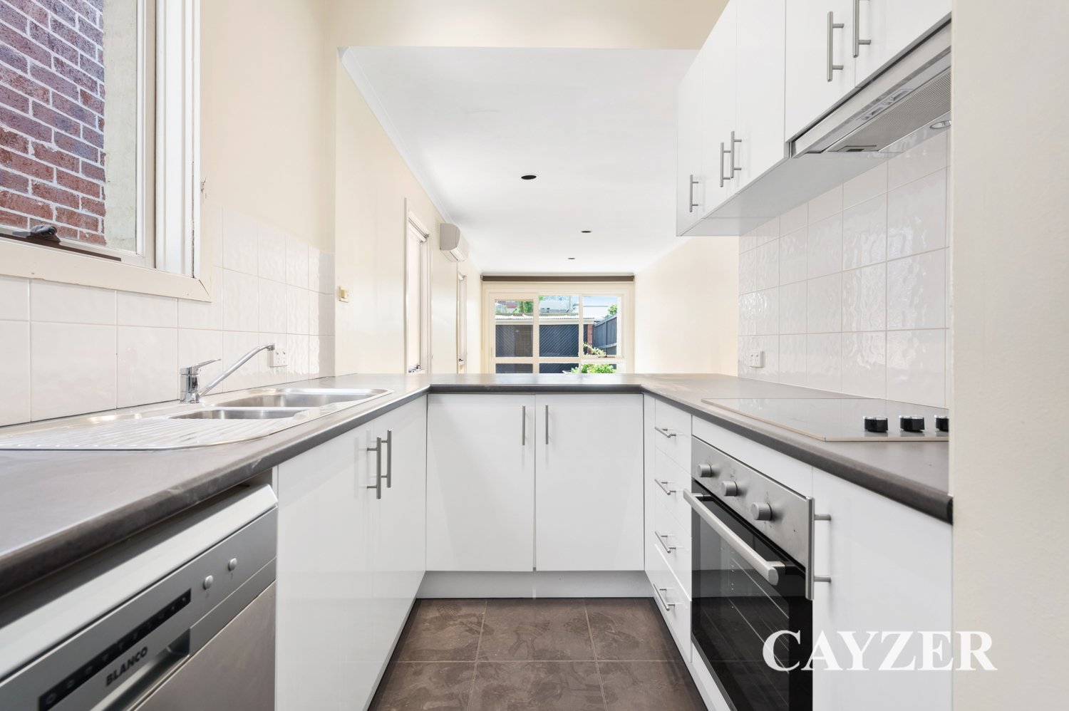 Gallery: 47 Moubray Street